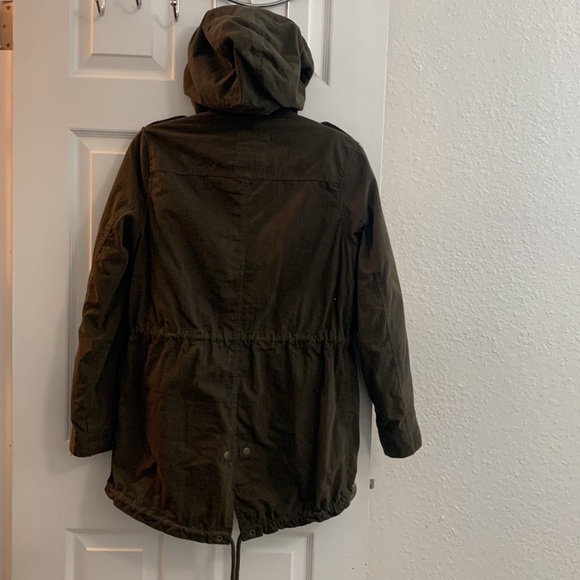 Fishtail Anorak - Picture 3 of 10